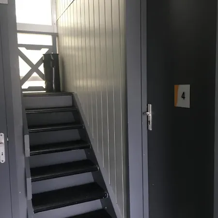 Premiere Classe 4* Coignières